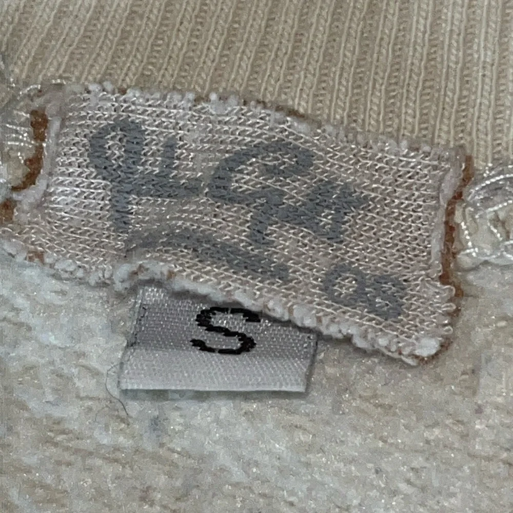 Brandy Melville John Galt Saint Barth Sweatshirt Cream Women’s One Size sz S - Picture 2 of 7